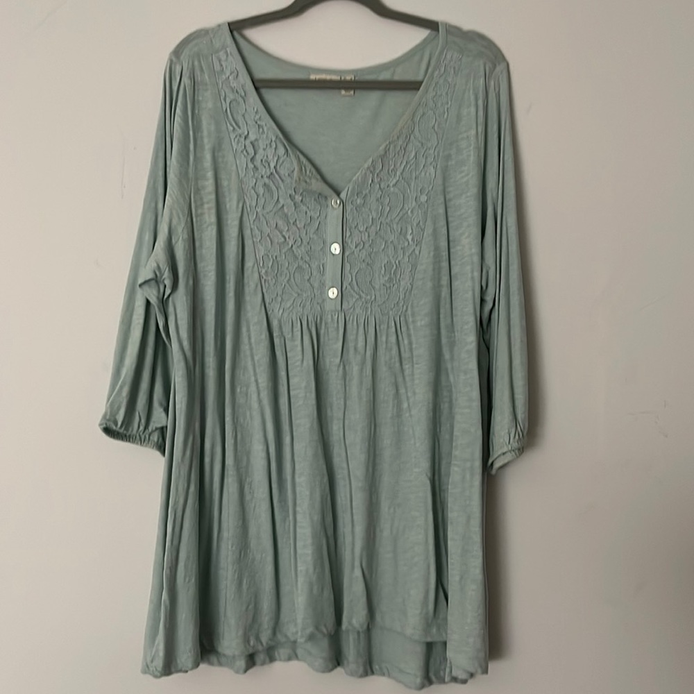 Logo by Laurie Goldstein half button up with mother of pearl buttons and lace